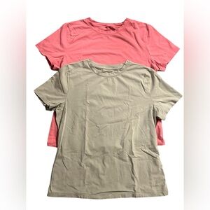 2 pack of a new day t shirts size medium like new